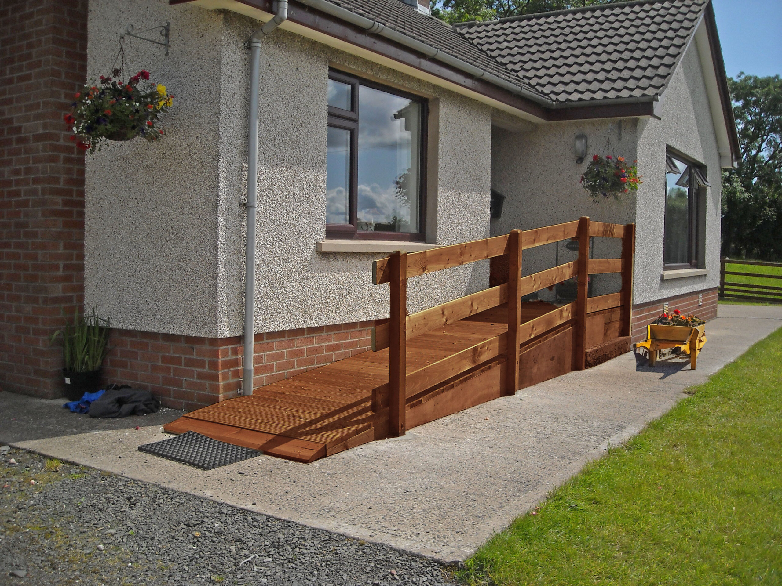 Wheelchair,Ramp,Fitted,To,Front,Of,Home,2a